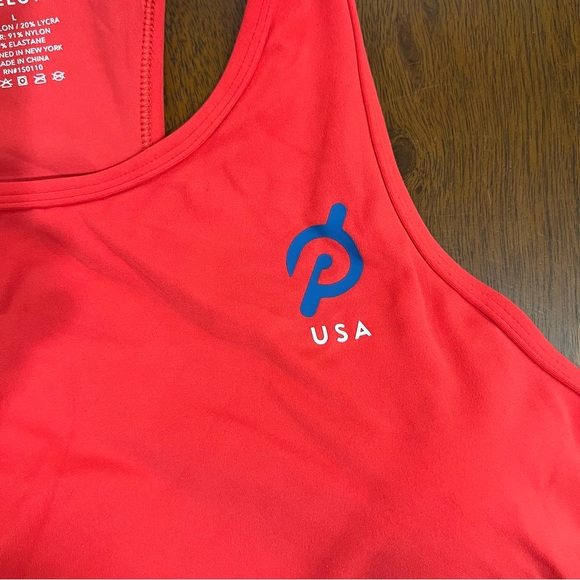 Peloton High Neck Red Team USA Sports Bra Size Large - Picture 5 of 5